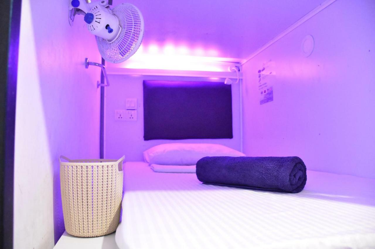 康提 Bunk Planet酒店 外观 照片